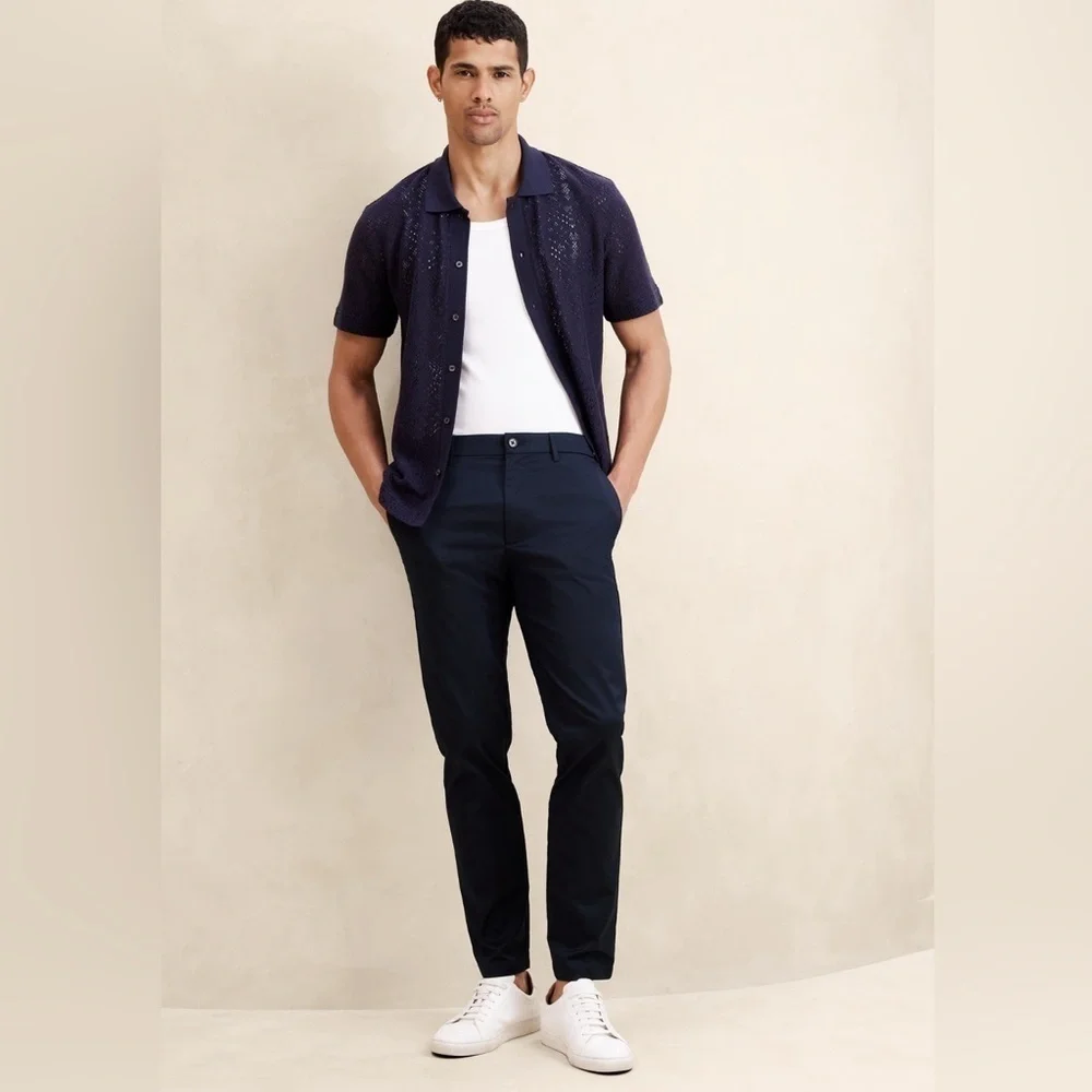 NWT Banana Republic Men’s Slim Core Temp Navy Pants Size 35 x 32.